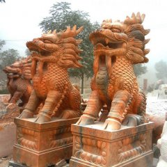 麒麟石雕，晚霞紅麒麟石雕