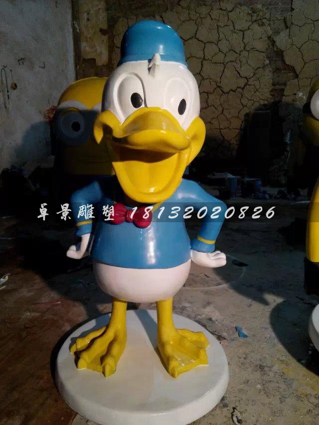 玻璃鋼唐老鴨雕塑,玻璃鋼卡通雕塑