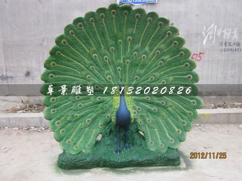 仿真孔雀雕塑,玻璃鋼孔雀雕塑