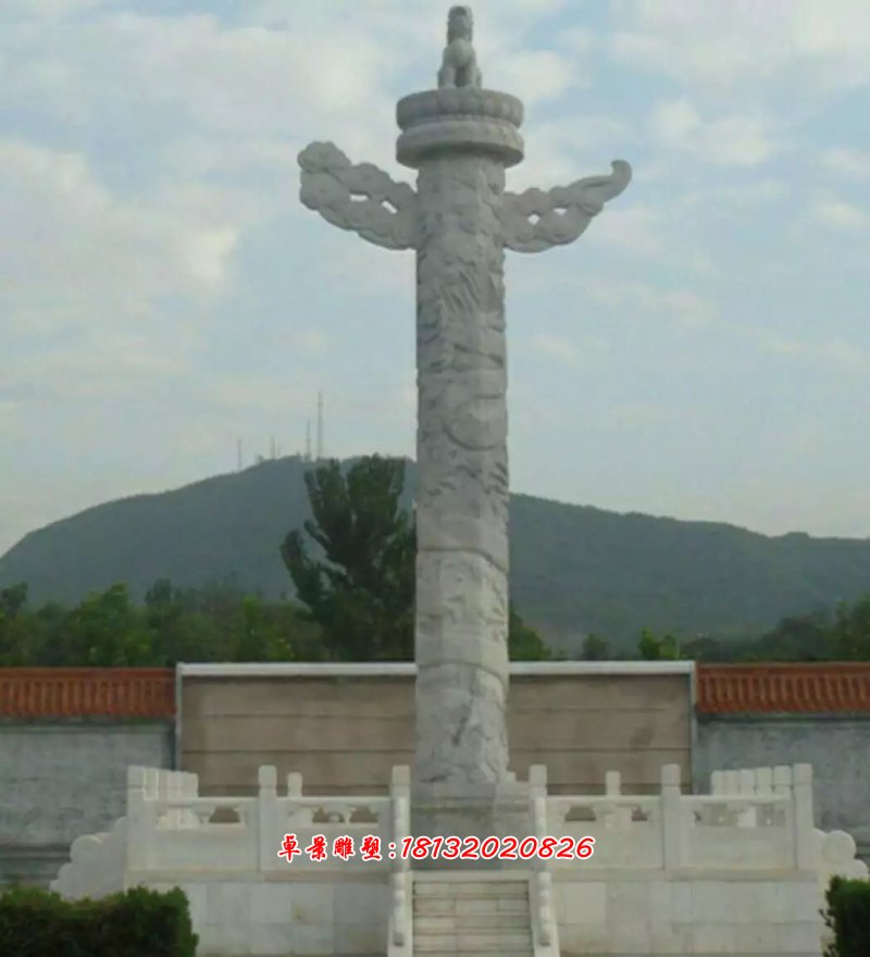 華表，石雕龍柱