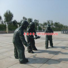 廣場(chǎng)人物雕塑，小孩玩耍銅雕