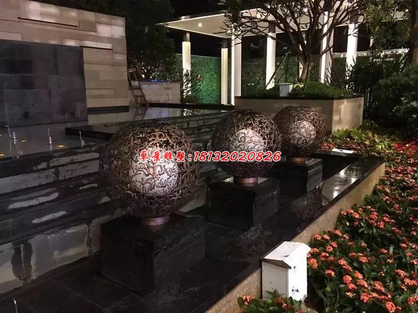 銅雕鏤空球，小區(qū)景觀銅雕 (1)