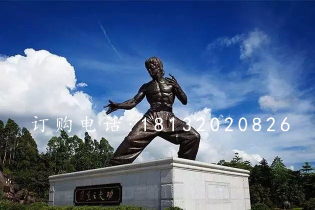李小龍銅雕，廣場李小龍銅雕