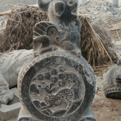 青石門(mén)墩，仿古抱鼓石