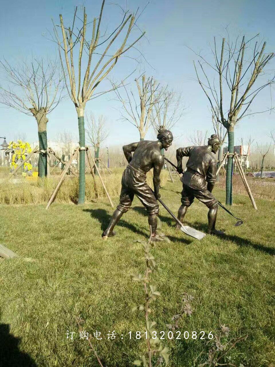 做農(nóng)活人物銅雕，公園人物雕塑 (4)