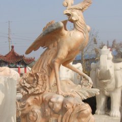 鳳凰石雕，公園晚霞紅鳳凰石雕