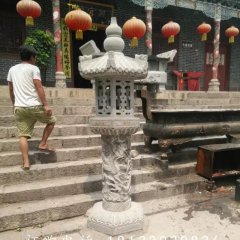 石雕燈，青石宮燈雕塑