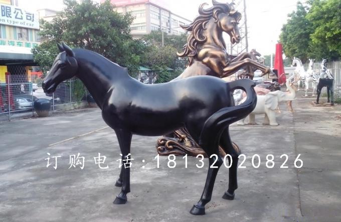 玻璃鋼馬雕塑，玻璃鋼動(dòng)物雕塑