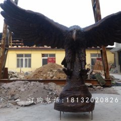 雄鷹展翅銅雕，廣場銅雕鷹