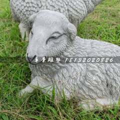 小綿羊石雕，公園動物石雕