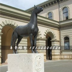 一匹馬銅雕，廣場動物銅雕
