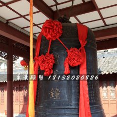 鐘雕塑，廣場(chǎng)銅鐘雕塑