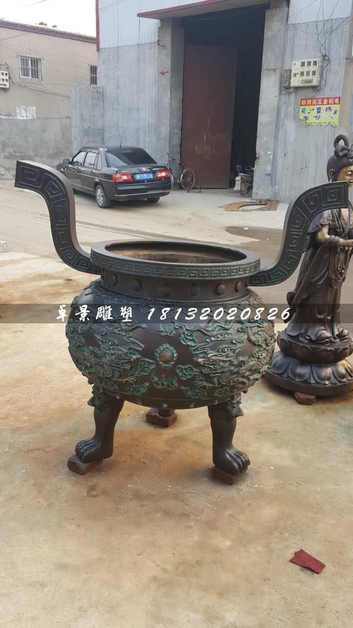 香爐雕塑，寺廟三足銅香爐