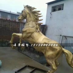 立馬銅雕，廣場銅馬雕塑