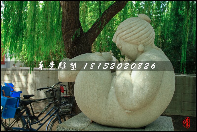 抽象母女石雕，公園景觀石雕