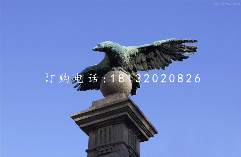 老鷹踩球銅雕,青銅老鷹雕塑