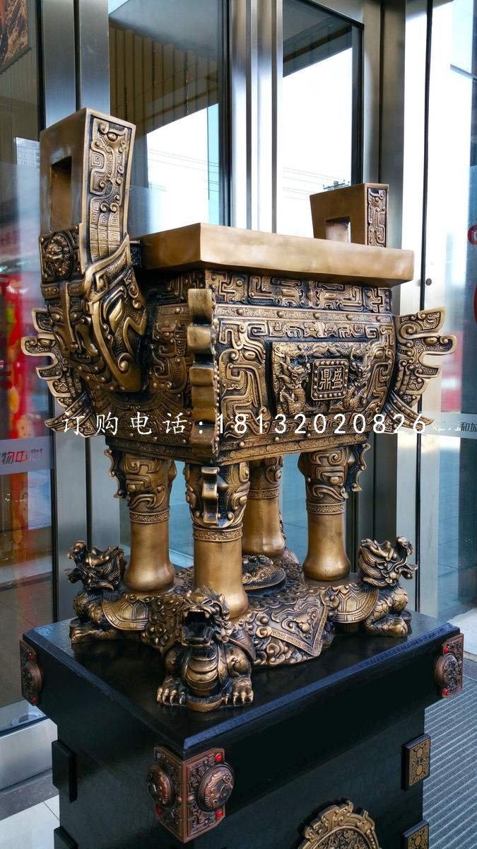 鼎盛鼎，鑄銅鼎雕塑