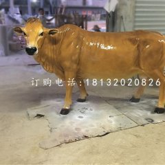 大黃牛雕塑，玻璃鋼動物雕塑