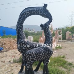 親嘴鹿石雕，青石動(dòng)物雕塑