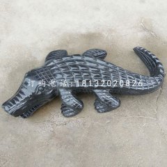 噴漆動物雕塑，鱷魚石雕