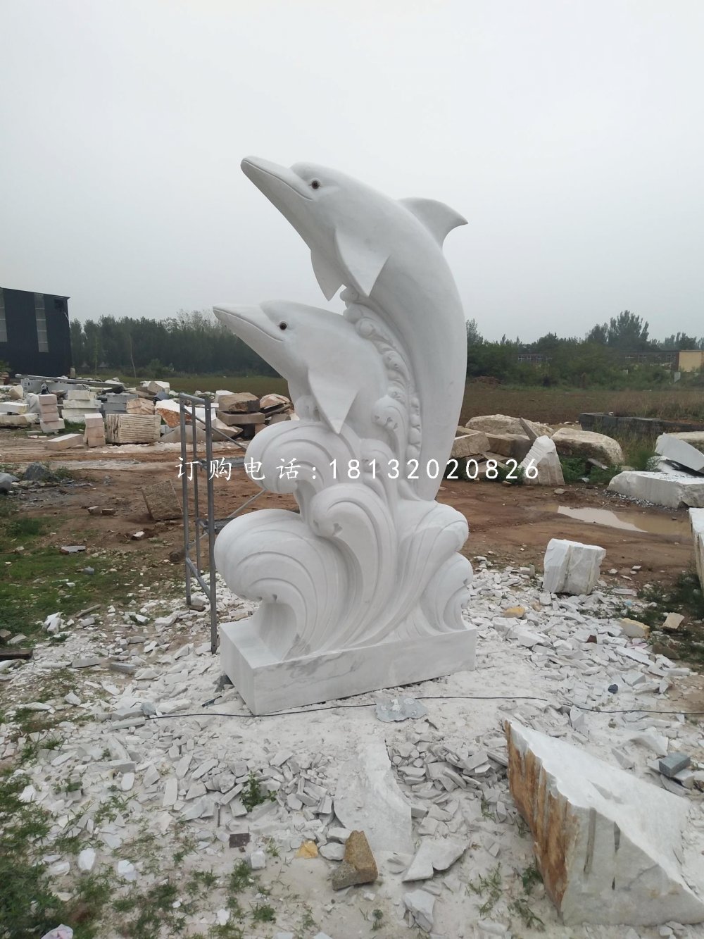 海豚戲水石雕，漢白玉海豚