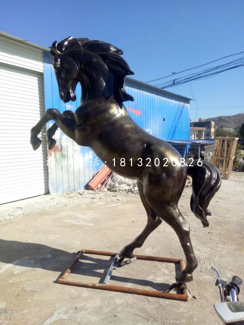 仿銅立馬雕塑，玻璃鋼動物雕塑