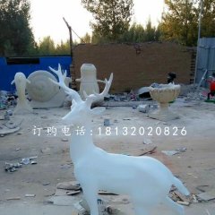 白色的小鹿雕塑，玻璃鋼動物雕塑