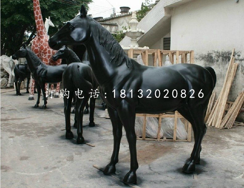 黑馬雕塑,玻璃鋼噴漆雕塑
