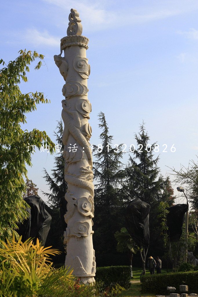 盤(pán)龍柱雕塑,石雕柱子
