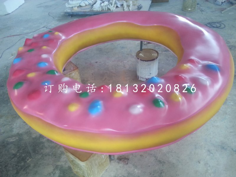 甜甜圈雕塑，玻璃鋼甜品雕塑