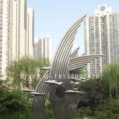 不銹鋼游魚雕塑，公園景觀雕塑