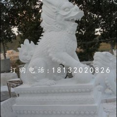 麒麟戲球石雕，漢白玉麒麟