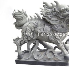 吉祥神獸石雕，青石麒麟