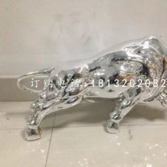 開荒牛雕塑，廣場不銹鋼牛雕塑