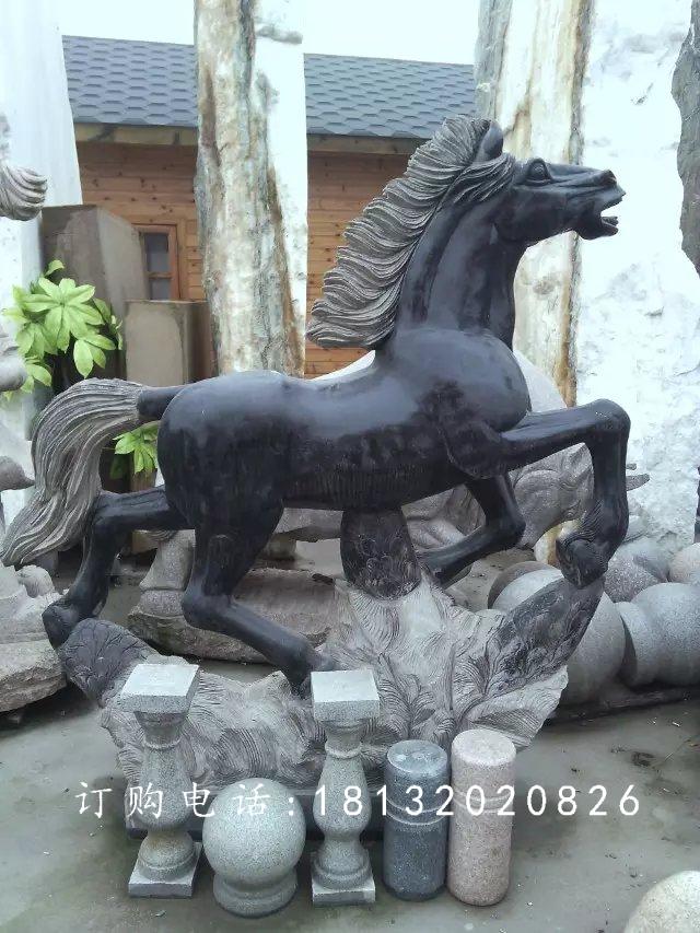 石雕馬，公園奔馬動(dòng)物石雕.jpg