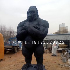 站立的大猩猩雕塑，玻璃鋼動(dòng)物