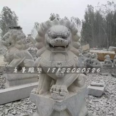 踩球獅子石雕，大理石獅子雕塑