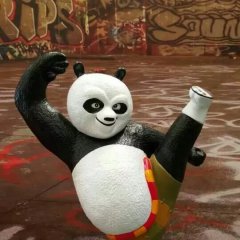 玻璃鋼功夫熊貓雕塑，玻璃鋼卡通雕塑